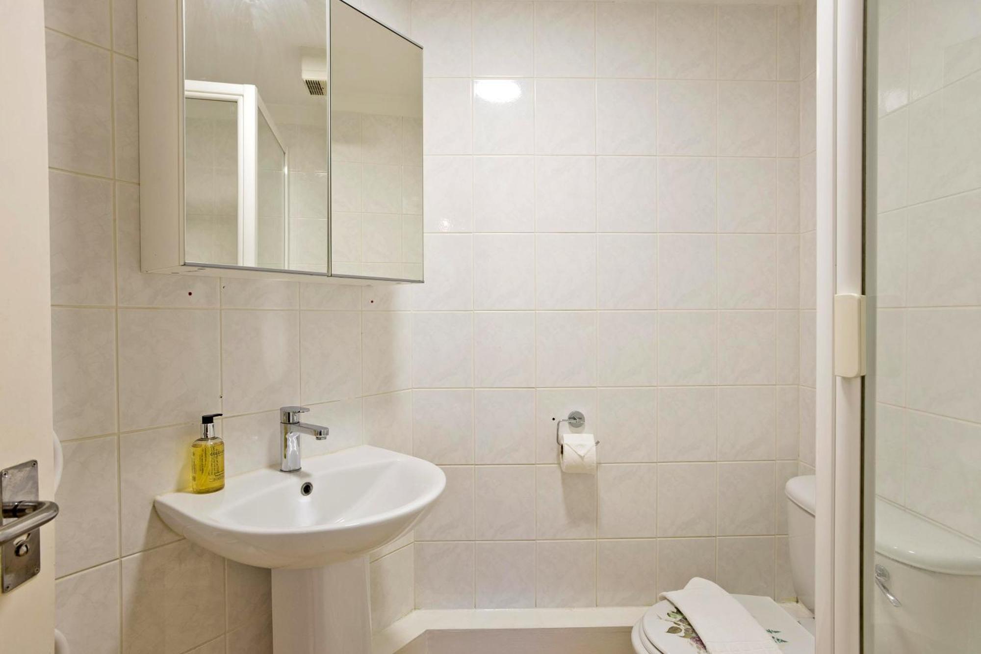 Imperial Meridian Place Apartment Londen Buitenkant foto