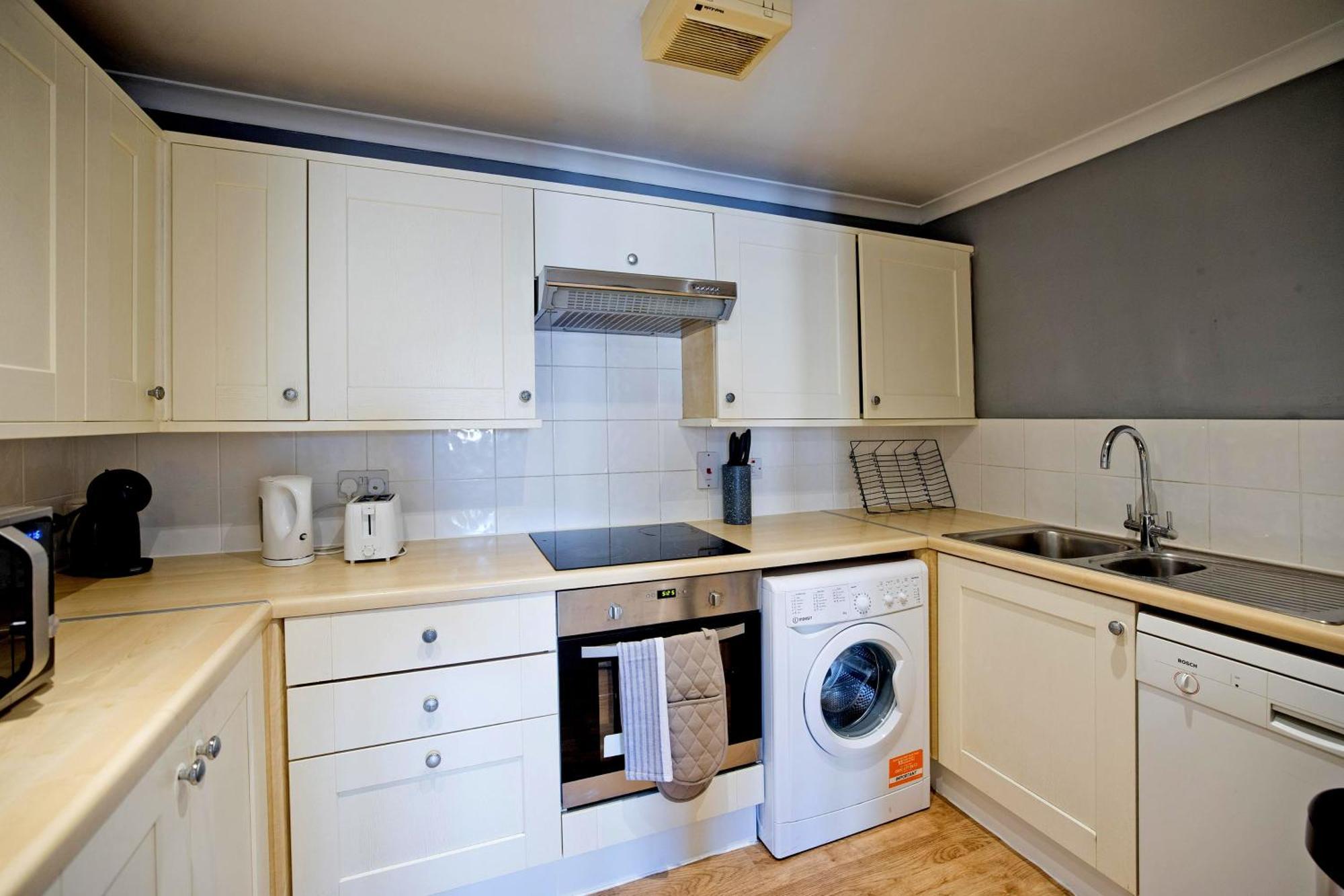 Imperial Meridian Place Apartment Londen Buitenkant foto
